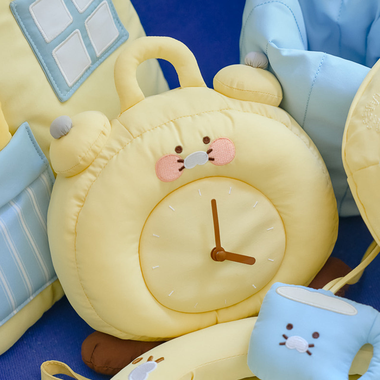 KAKAO FRIENDS - CHOONHOUSE Coussin Chunsik