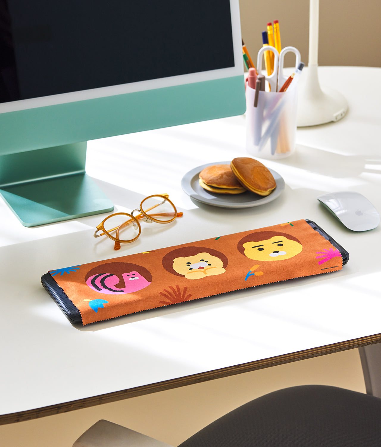 KAKAO FRIENDS - XFriends & - Detail 3