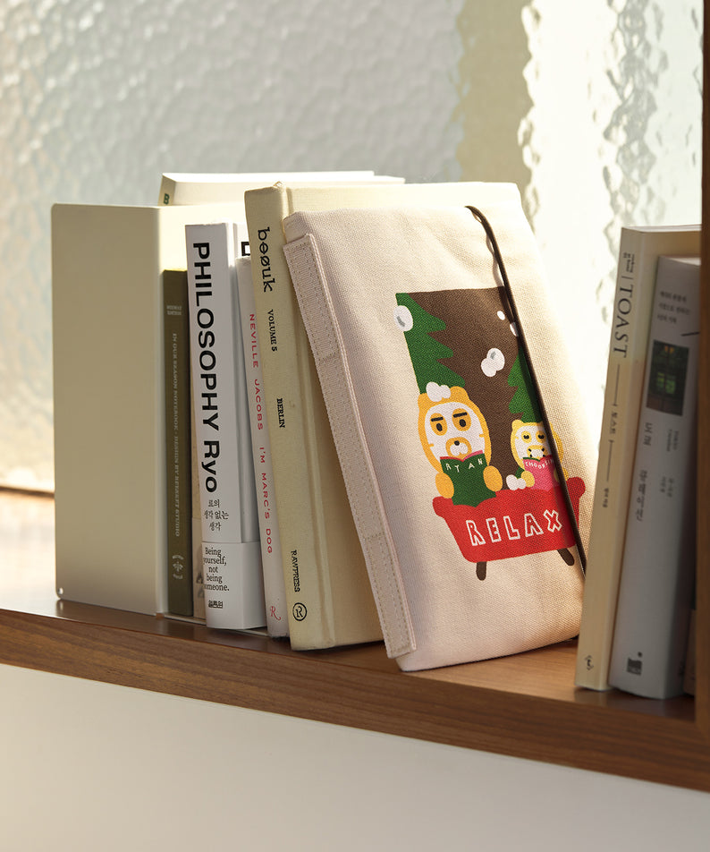 KAKAO FRIENDS - XFriends & - Detail 3