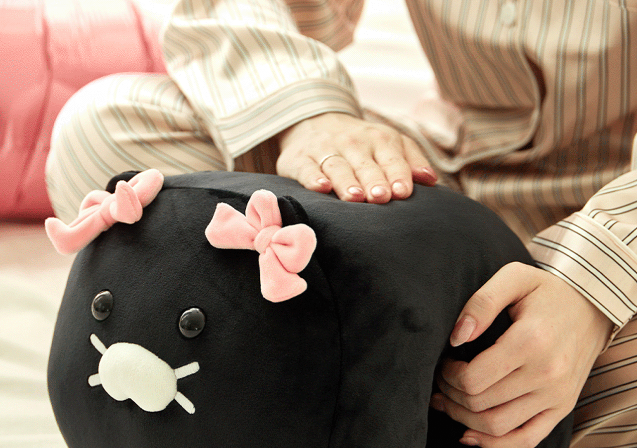 KAKAO FRIENDS - Noir Coussin - Detail 8