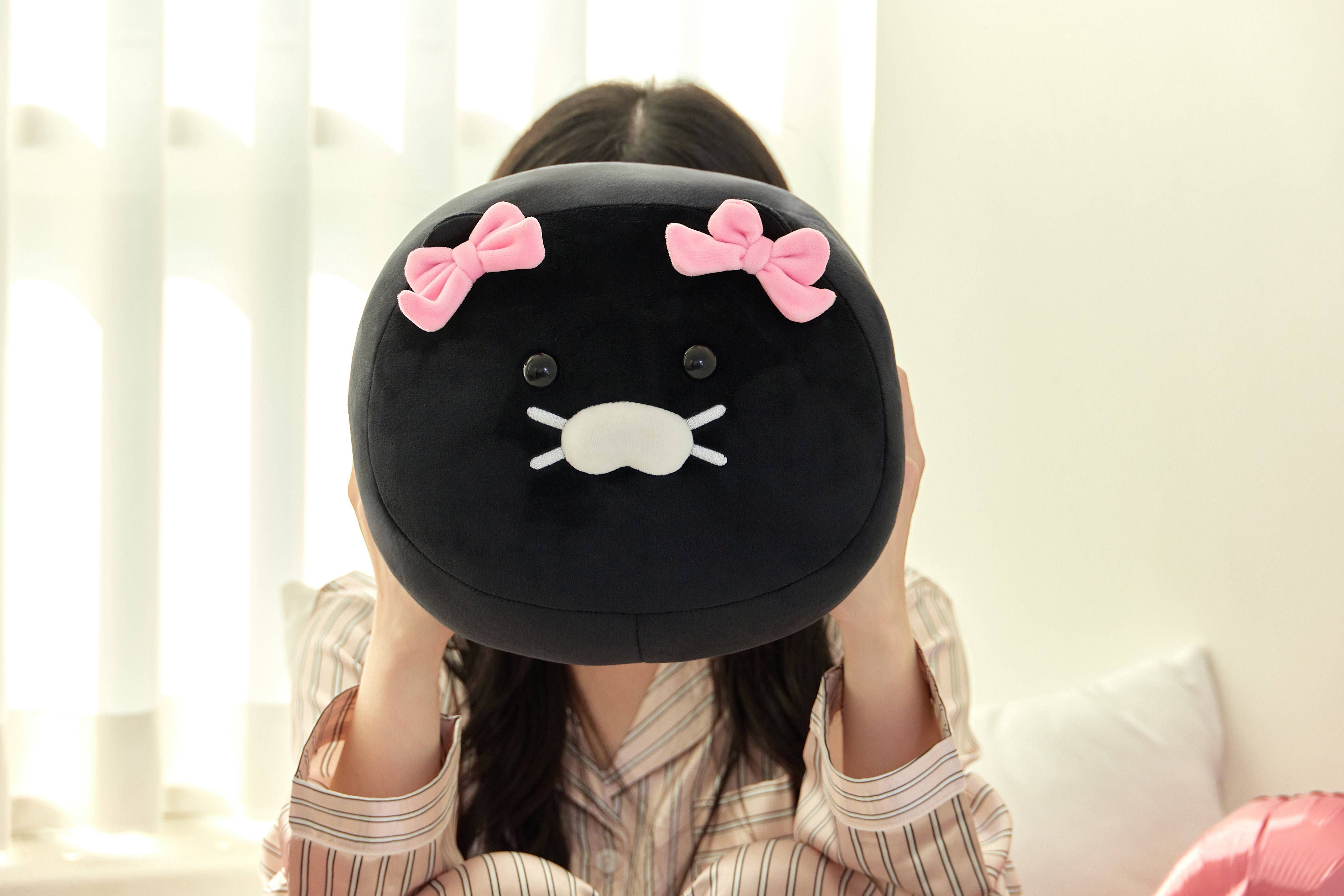KAKAO FRIENDS - Noir Coussin - Detail 12