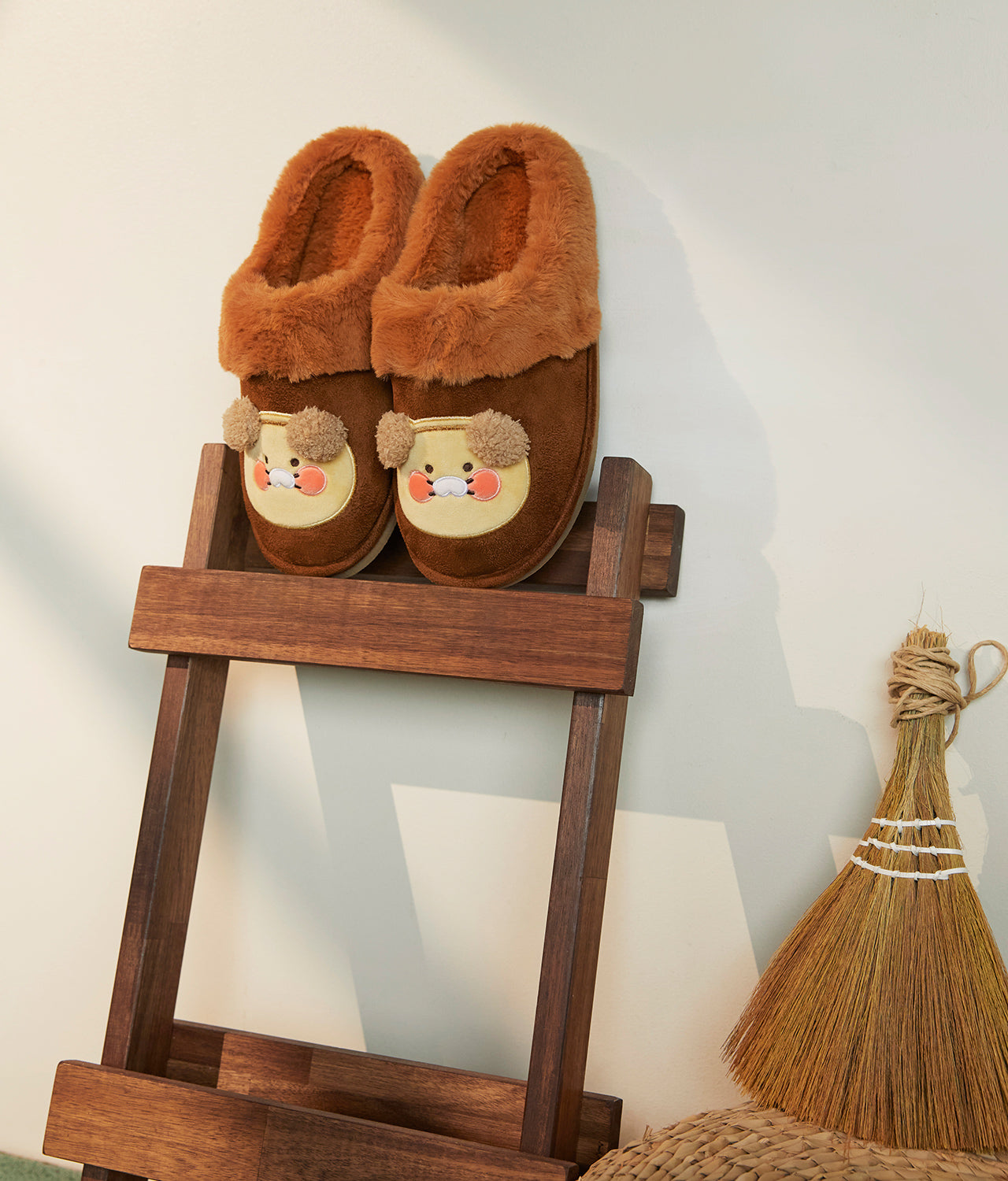 KAKAO FRIENDS - Pantoufles Chunsik - Detail 4