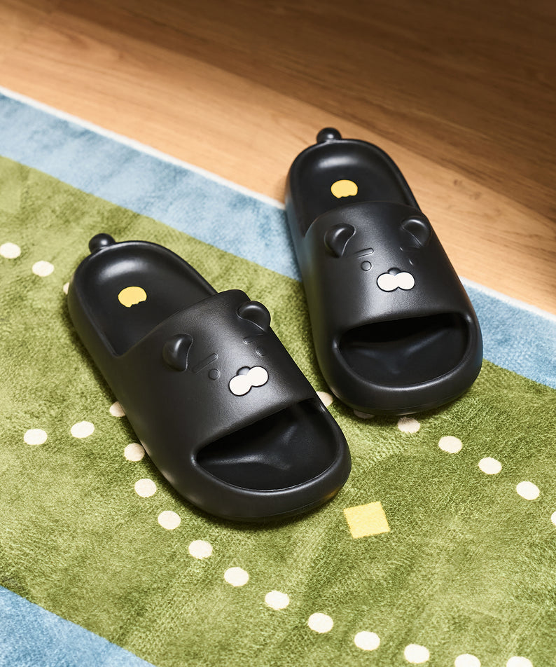 KAKAO FRIENDS - Noir Pantoufles Homme Ryan - Detail 3