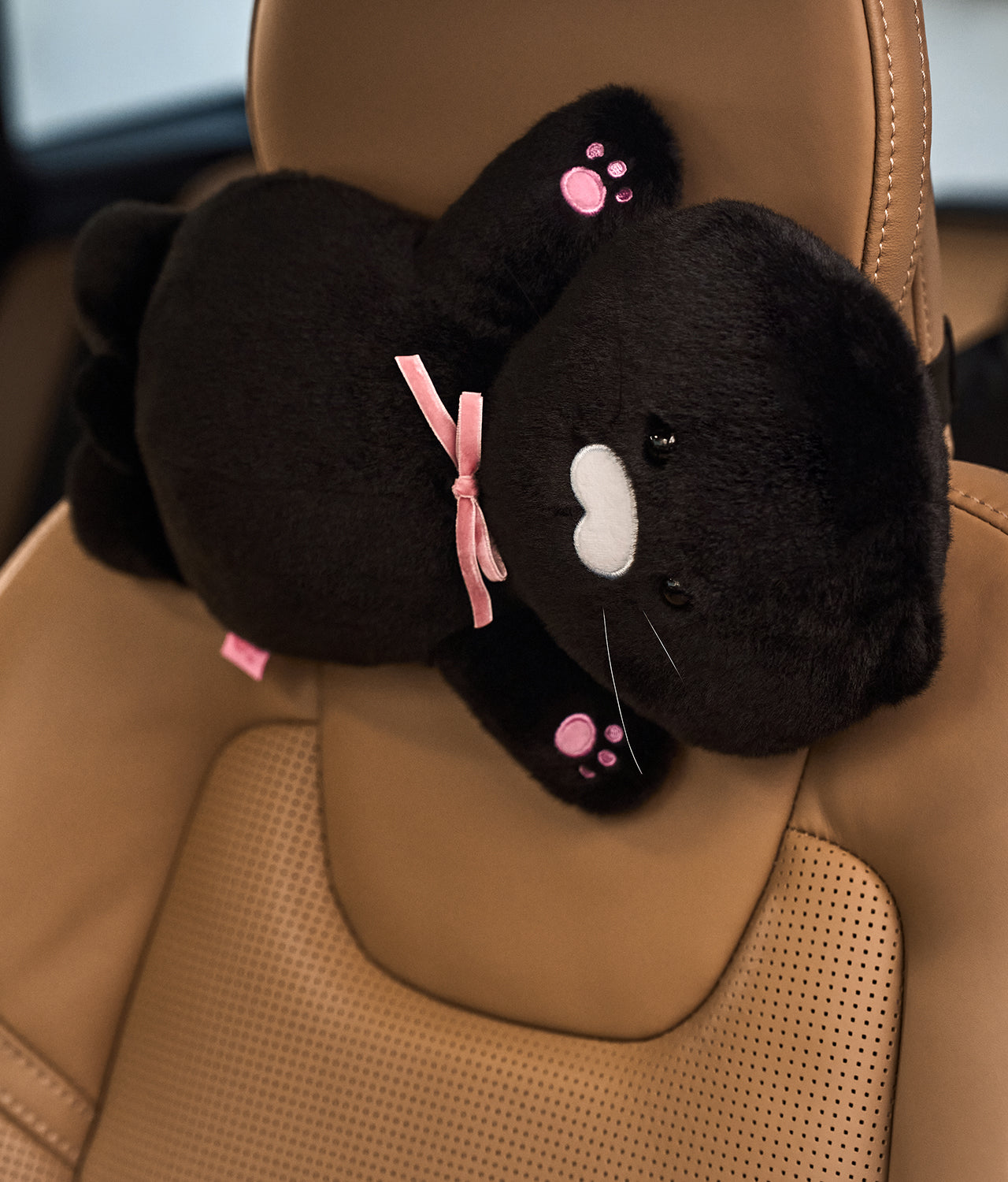 KAKAO FRIENDS - Noir Voiture Coussin Chunsik - Detail 3