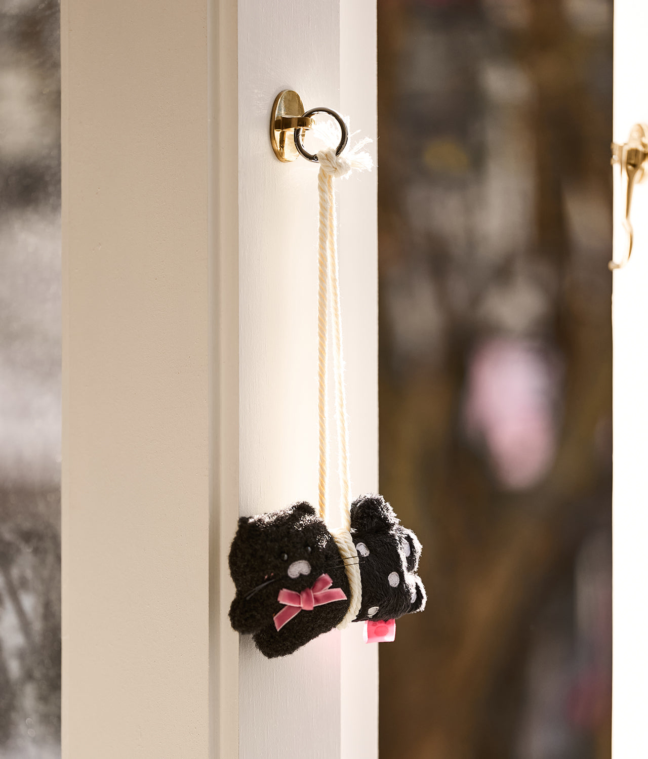 KAKAO FRIENDS - Noir Peluche Chunsik - Detail 5