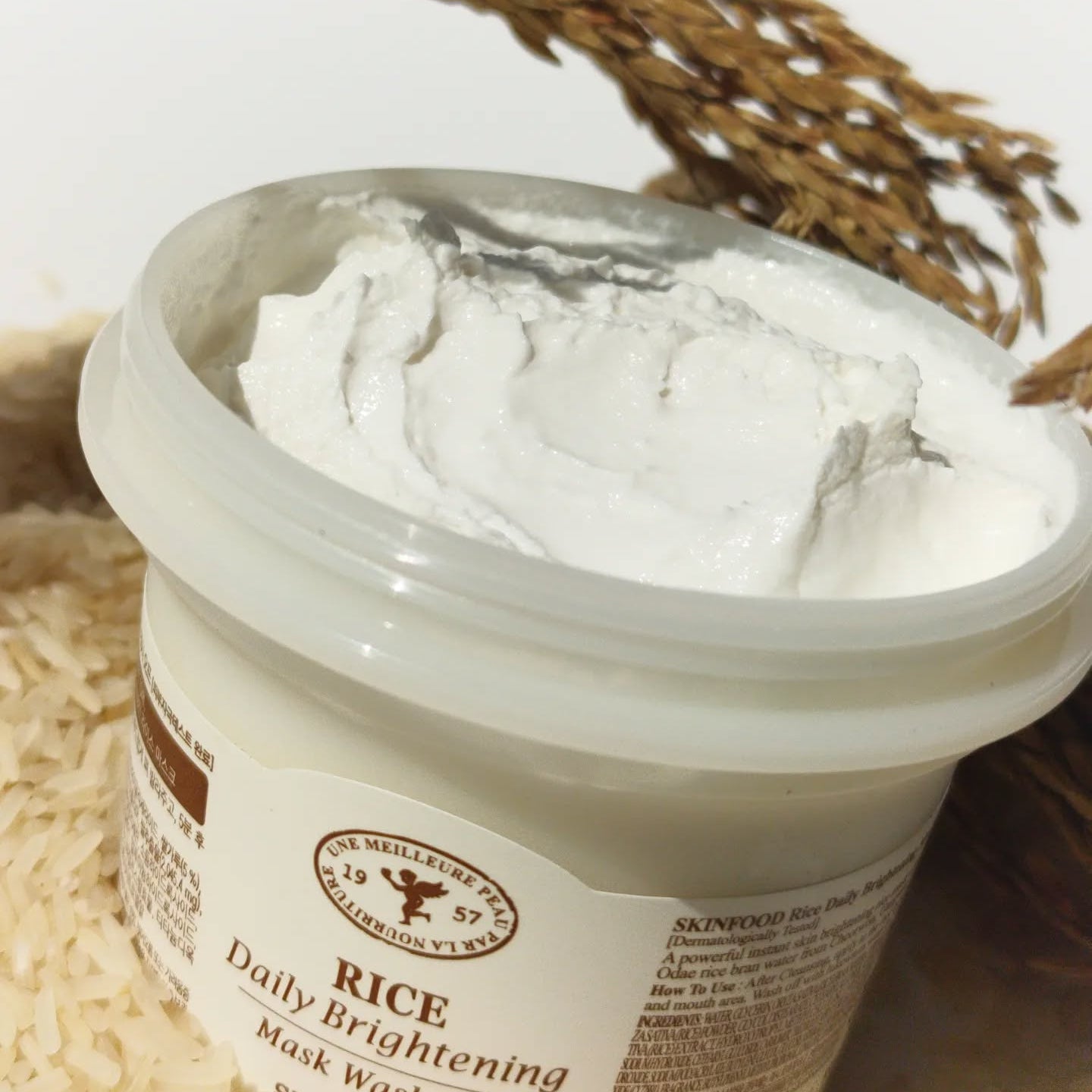 SKINFOOD Rice Daily Brightening Mask Wash Off 210g