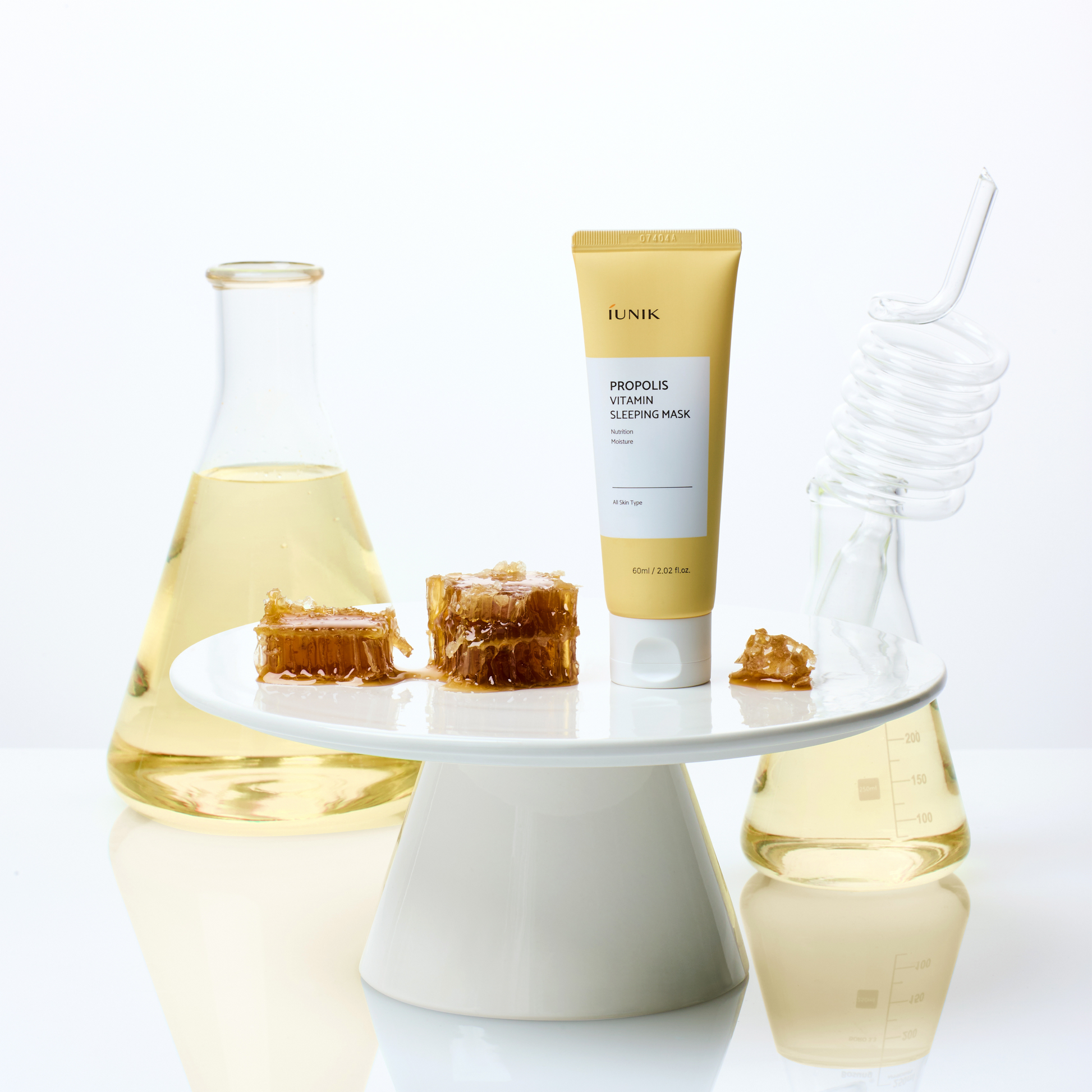 iUNIK Propolis Vitamin Sleeping Mask 60ml