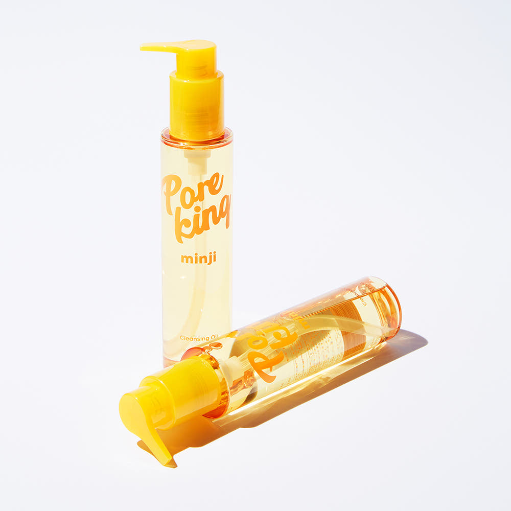 A'PIEU Pore King Minji Cleansing Oil 150ml, flacon jaune pompe sur fond clair, produit beauté anti-pores.