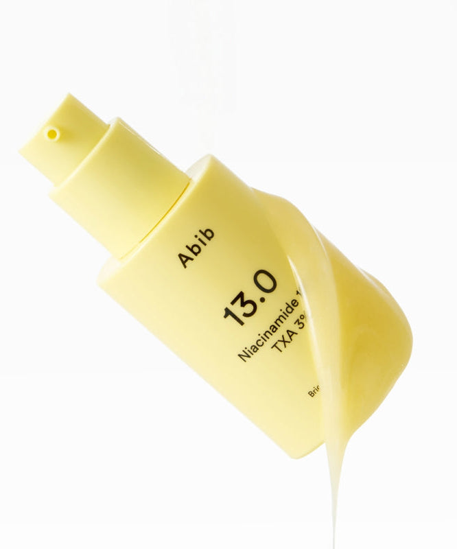 ABIB  Bright Force Serum 13.0 Pump 30ml, flacon jaune sur fond blanc, produit cosmétique Bright Force de la marque ABIB