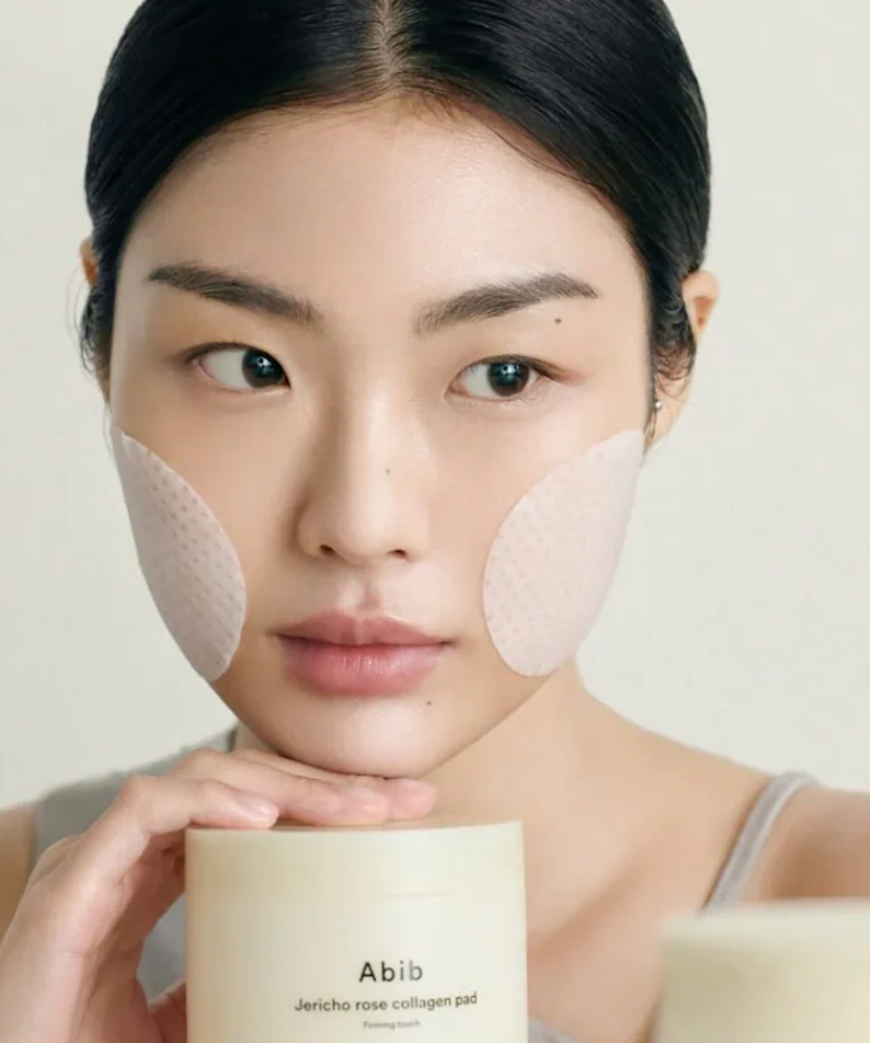 ABIB Jericho Rose Collagen Pad Firming Touch 60 Pads : patchs collagène sur le visage, femme en soin beauté, marque ABIB.