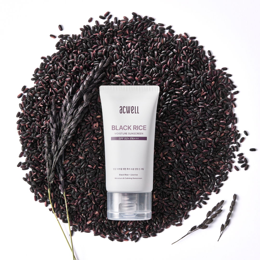 ACWELL Black Rice Moisture Sunscreen SPF50+ PA+++, 50ml : tube sur fond de riz noir, marque ACWELL, visuel produit.