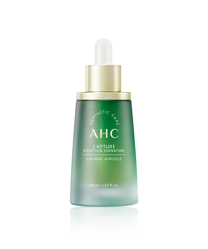 AHC Capture Solution Signature Calming Ampoule 50ml de la marque AHC, flacon vert, fond blanc, photo produit cosmétique
