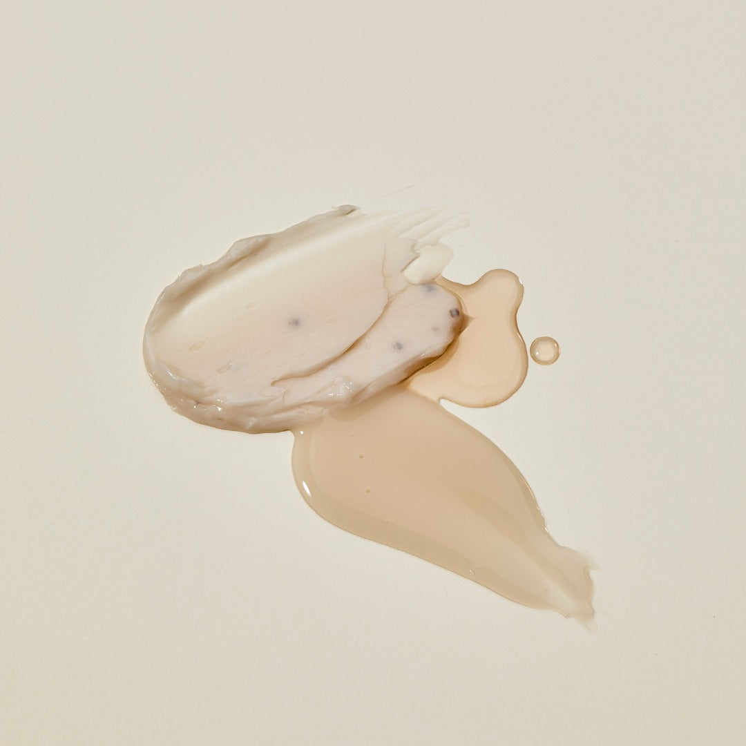 ANILLO Black Tea Nourishing Scalp Treatment 150ml, produit marque ANILLO, texture crème sur fond clair, contexte visuel cosmétique