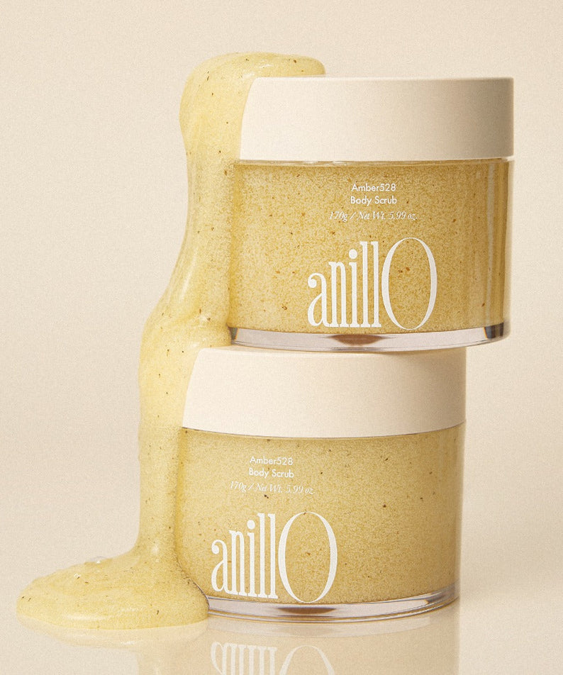 ANILLO Amber528 Body Scrub 170g, pot de gommage ambré avec texture crème sur fond clair