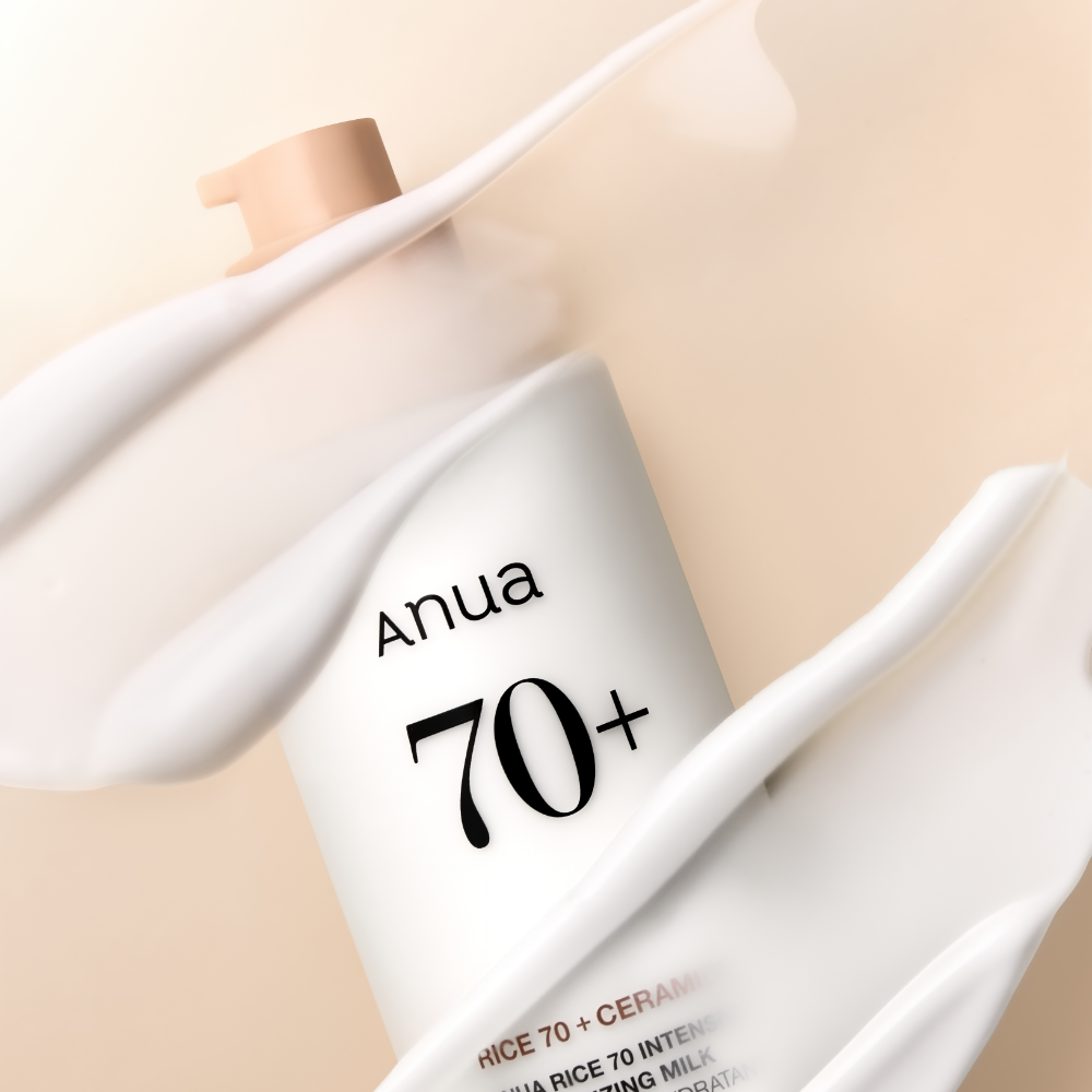 ANUA Rice 70 + Ceramide Intensive Moisturizing Milk 150ml, flacon blanc sur fond beige, produit skincare de la marque ANUA.