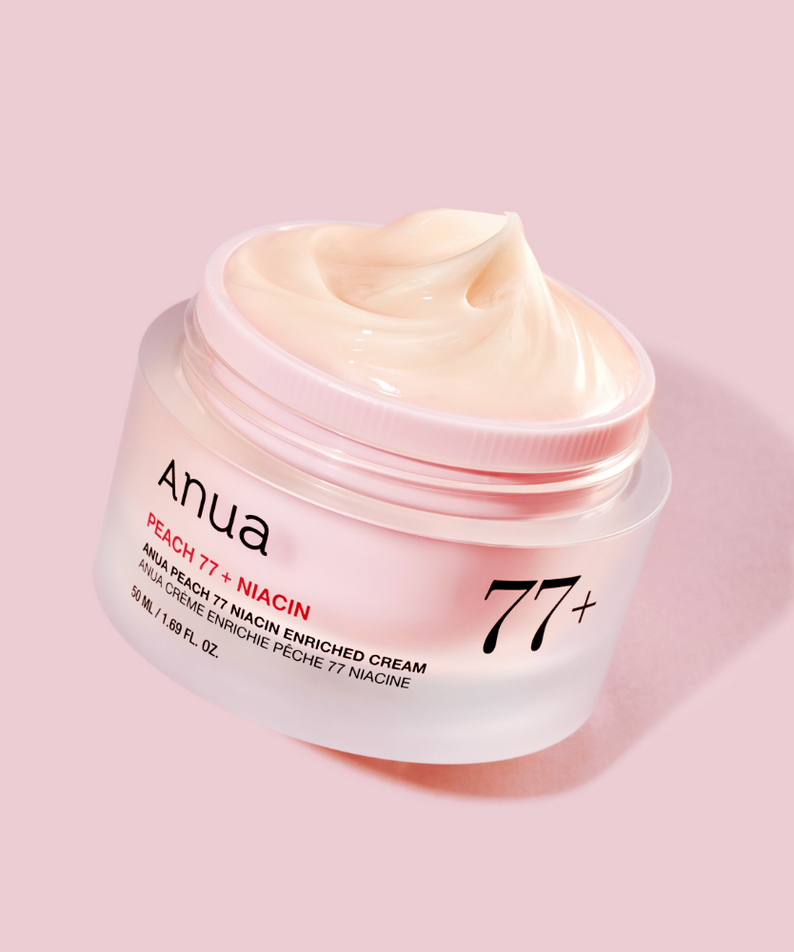 ANUA Peach 77 + Niacin Enriched Cream 50ml, crème Anua sur fond rose pastel, texture de crème ouverte (contexte visuel).