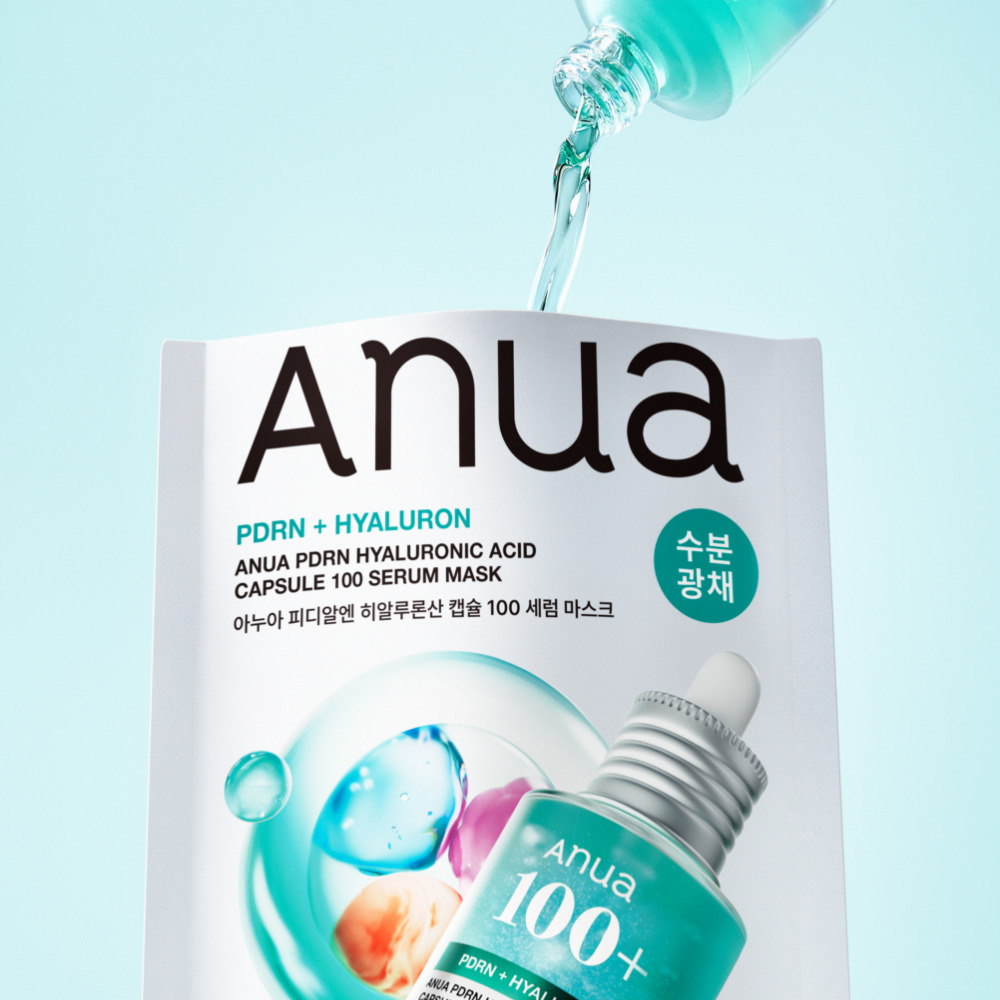 ANUA PDRN Hyaluronic Acid Capsule 100 Serum Mask, sachet et flacon, sérum à l’eau bleue, marque Anua en gros plan.