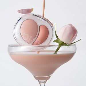 A'PIEU Mood Blending Jelly Cheek Balm, pot et texture jelly rose, marque A'PIEU, contexte maquillage avec rose