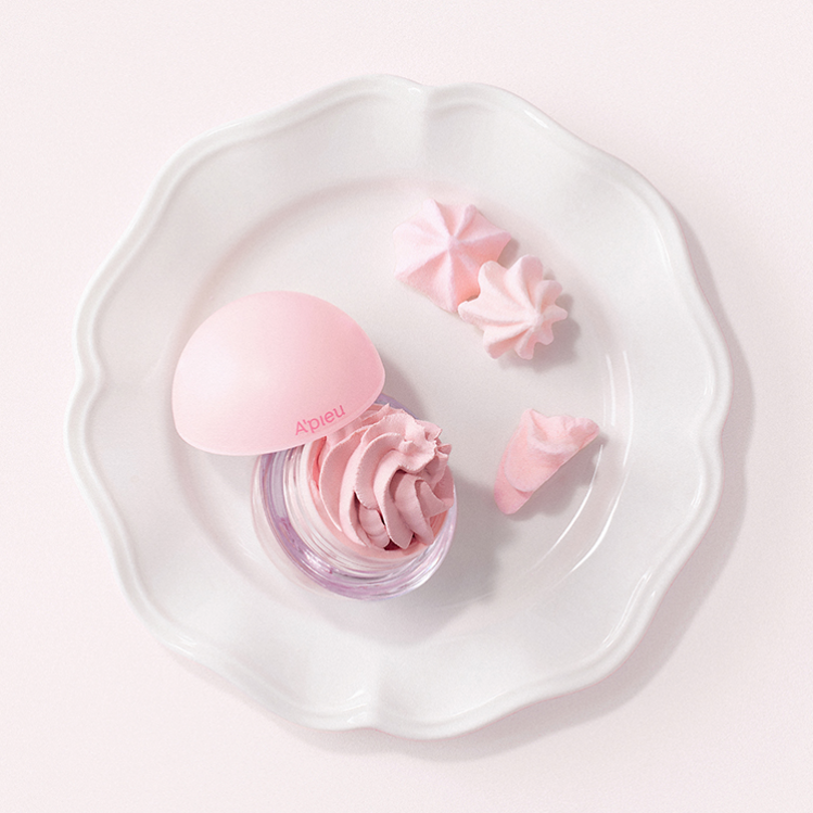 A'PIEU Waterlock Meringue Fluffy Tone-up Cream 20ml de la marque A’PIEU, flacon sur fond rose avec touches meringuées.