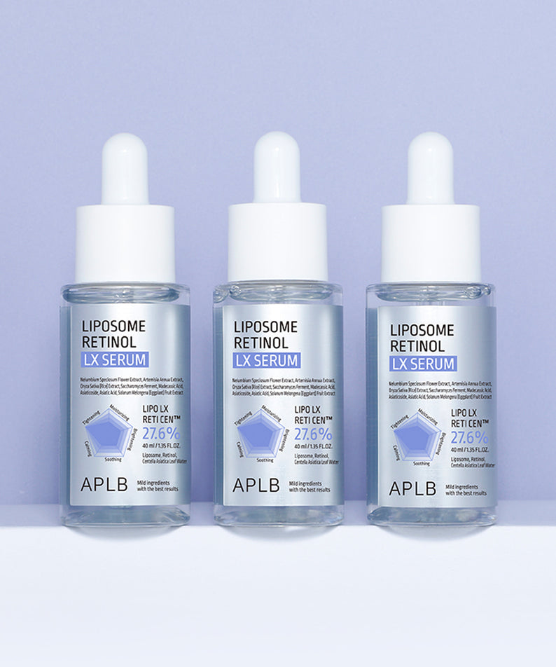 APLB Liposome Retinol LX Serum 40ml, bouteille et flacons sur fond bleu clair, produit de la marque APLB