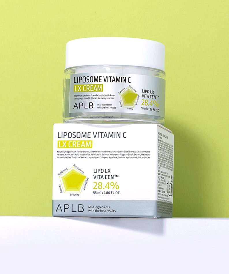APLВ Liposome Vitamin C LX Cream 55ml, pot et boîte sur fond vert, marque APLB, visuel cosmétique.