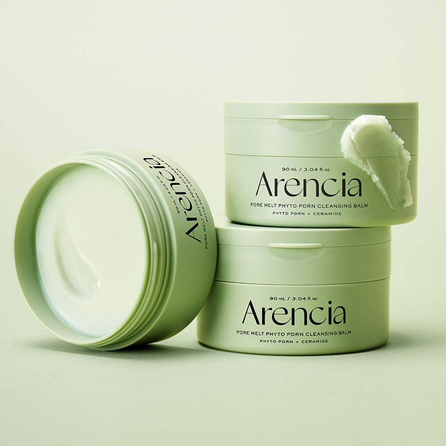 ARENCIA Pore Melt Phyto PDRN Cleansing Balm 90ml de la marque Arencia, visuel produit en fond vert avec texture.