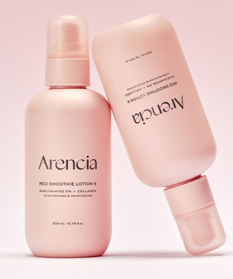 ARENCIA Red Smoothie Lotion 5 200ml, marque Arencia, flacon et tube rose sur fond pastel.