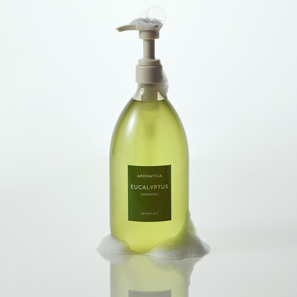 AROMATICA Life Eucalyptus Shampoo 1000ml, flacon vert à pompe, marque AROMATICA sur fond blanc, photo produit.