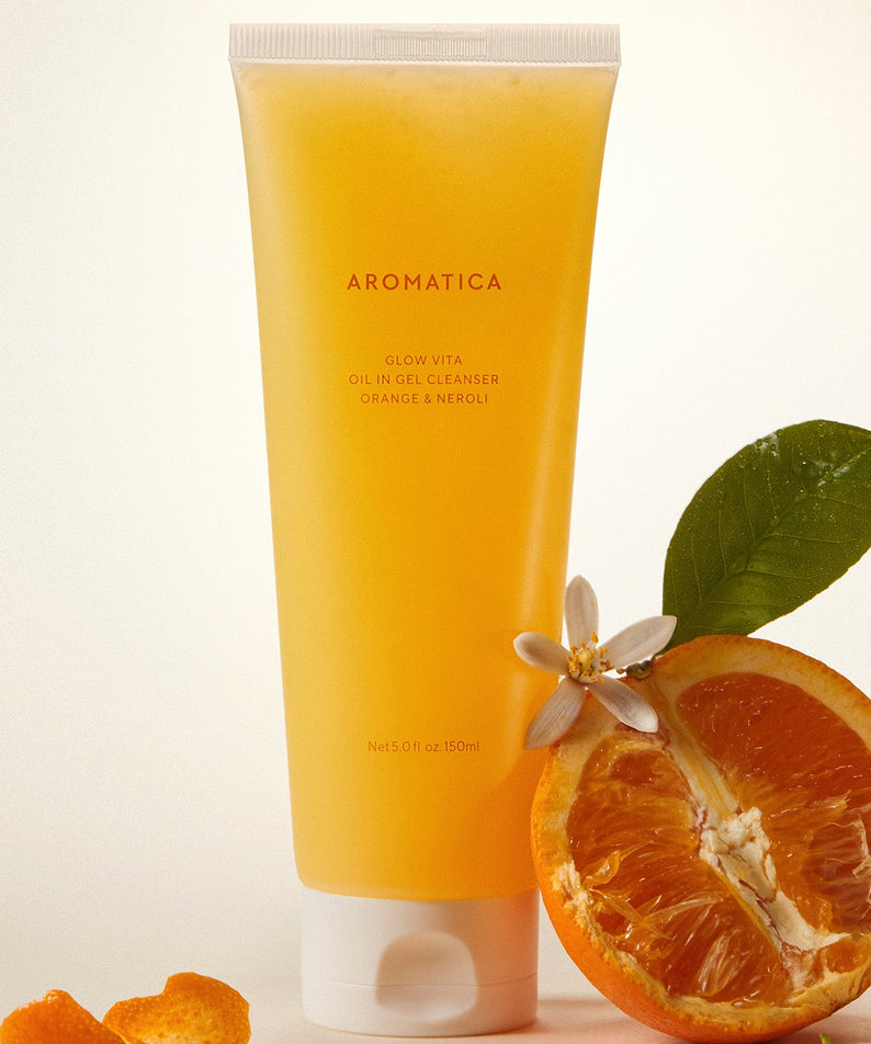AROMATICA Glow Vita Oil-in-Gel Cleanser Orange & Neroli 150ML avec agrumes et fleur de néroli parfumée, 150ML emballage jaune.