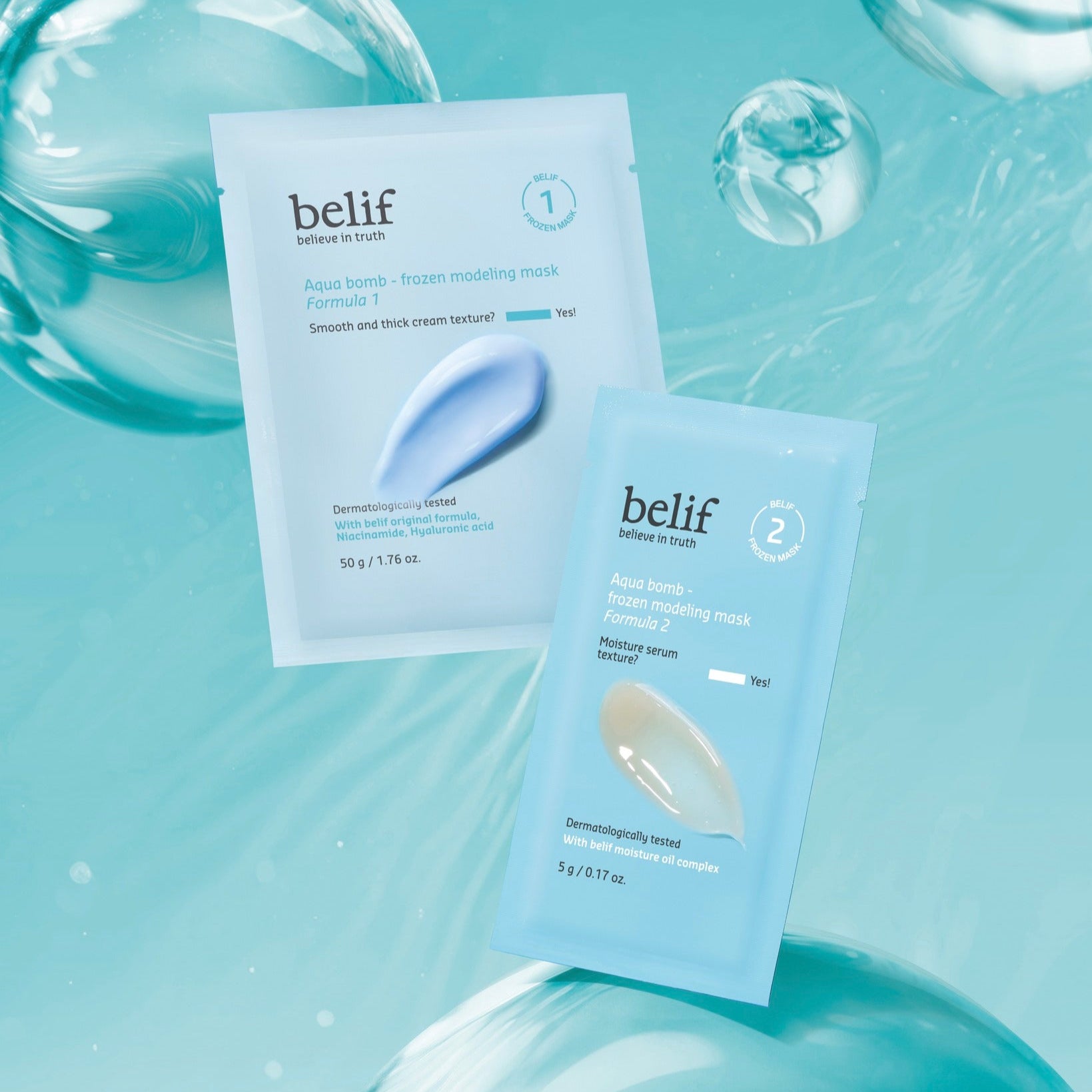 BELIF Aqua Bomb Frozen Modeling Mask de la marque belif, masques dans un décor aquatique bleu glacé.
