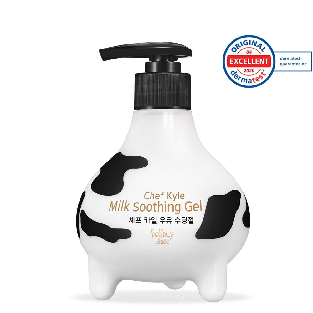Décris l'image en français : BELLBOY STUDIO Chef Kyle Soothing 2 Piece Set, flacon crème et pompe, style vache, fond blanc.
