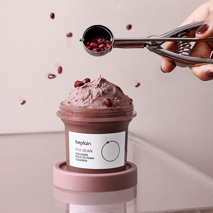 BEPLAIN Red Bean Collagen Pack-to-Foam Cleanser 100ml, mousse à la main avec haricots rouges, image produit