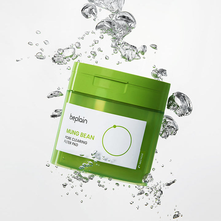 BEPLAIN Green Bean Pore Clearing Filter Pad 70 Sheets, pack vert à la menthe/green bean, gouttes d’eau, contexte soin visage.