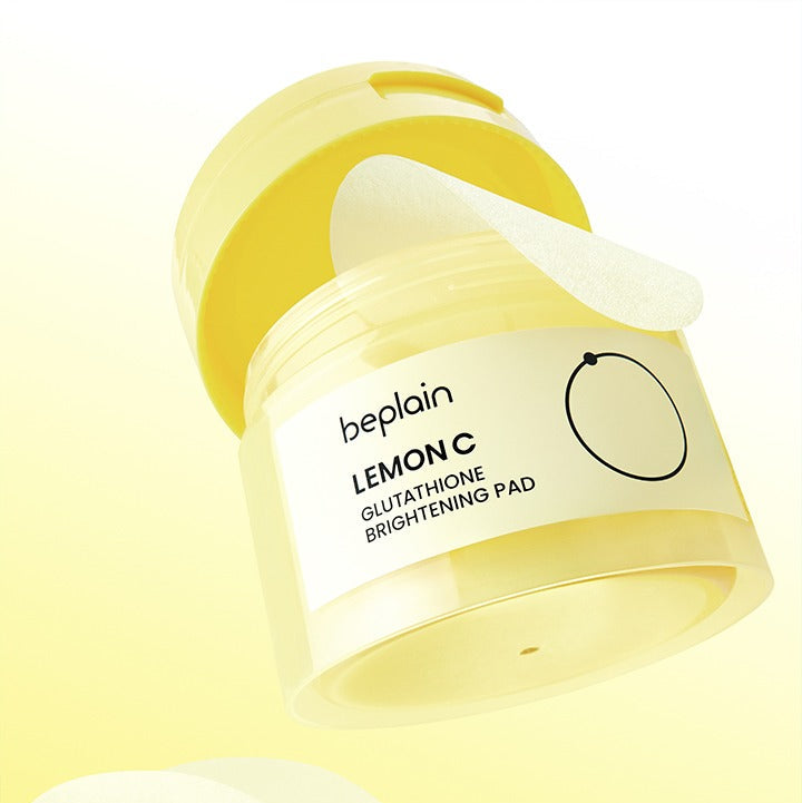 BEPLAIN Lemon Seed Glutathione Brightening Pads 70 Sheets : coussinets jaune citron, marque beplain, packaging sur fond clair