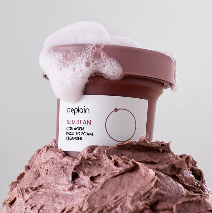 BEPLAIN Red Bean Collagen Pack-to-Foam Cleanser 100ml beplair, produit cosmétique avec mousse et éponge rose.