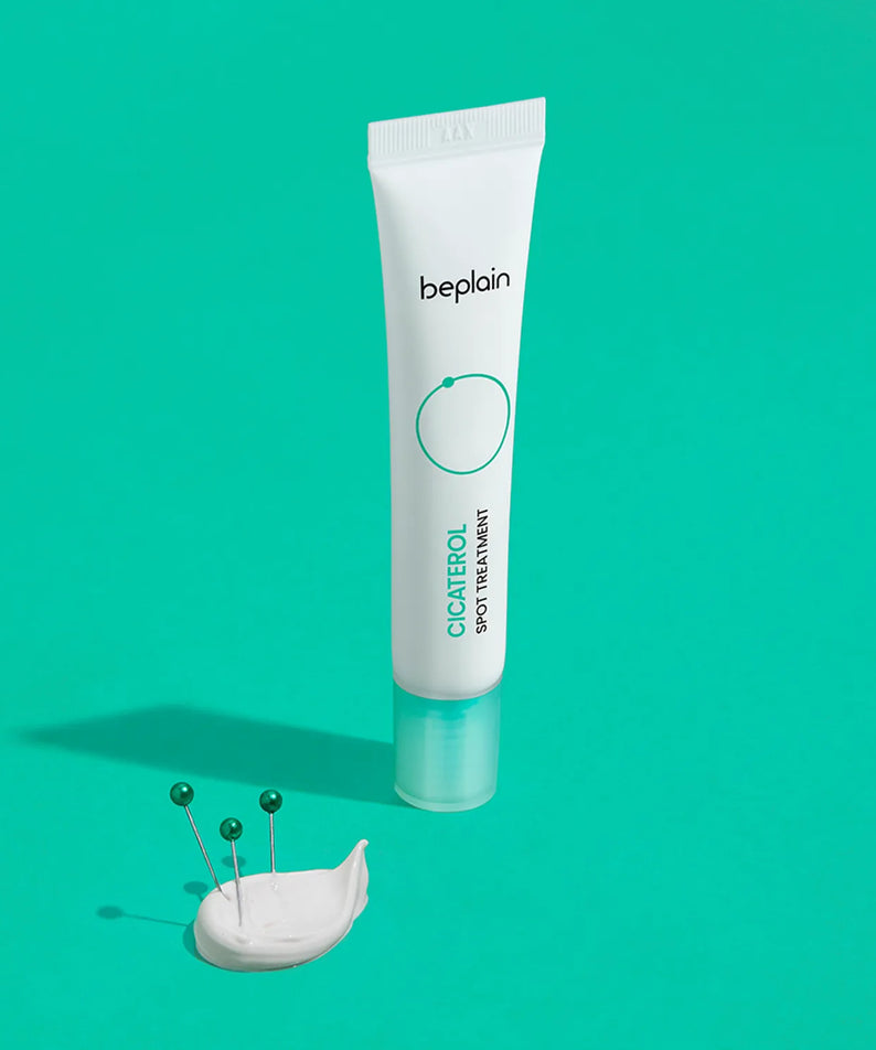 BEPLAIN Cicaterol Spot Treatment 15ml, tube blanc beplain sur fond turquoise, contexte soins visage, vue produit
