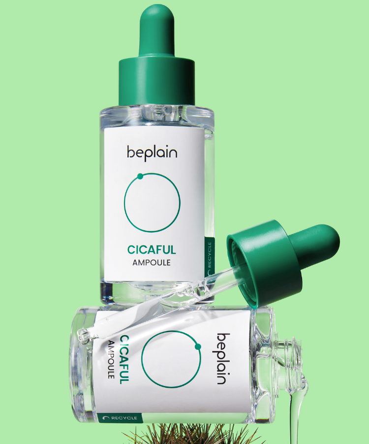 BEPLAIN Cicaful Ampoule 30ml de beplain sur fond vert clair, flacon sérum CICAful en contexte beauté.