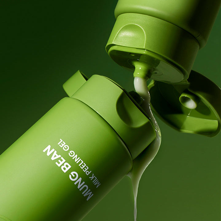 BEPLAIN Mung Bean Milk Peeling Gel 120ml, tube vert BEPLAIN avec gel en contexte visuel de beauté en gros plan.