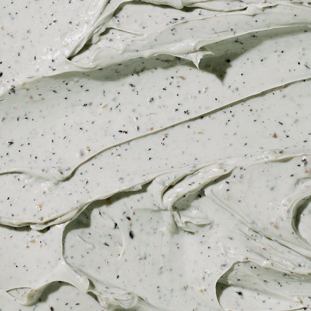 BEPLAIN Mung Bean Pore Clay Mask 120ml : texture verte sur fond neutre, produit BEPLAIN pour masque anti-imperfections.