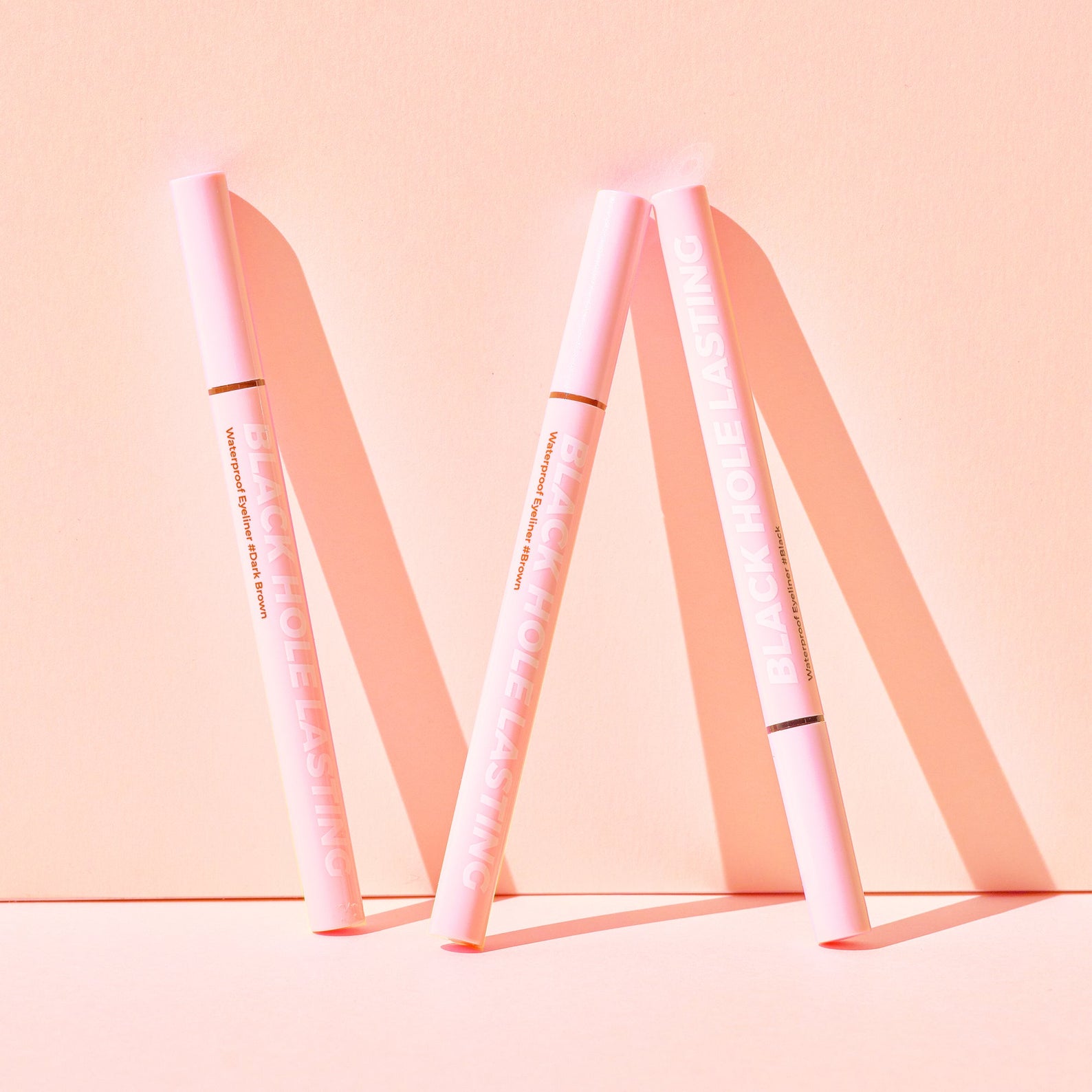 BLESSED MOON Blackhole Lasting Waterproof Eyeliner disponible sur Ma petite Coree, ton Eshop 100% K-beauty en direct de Seoul