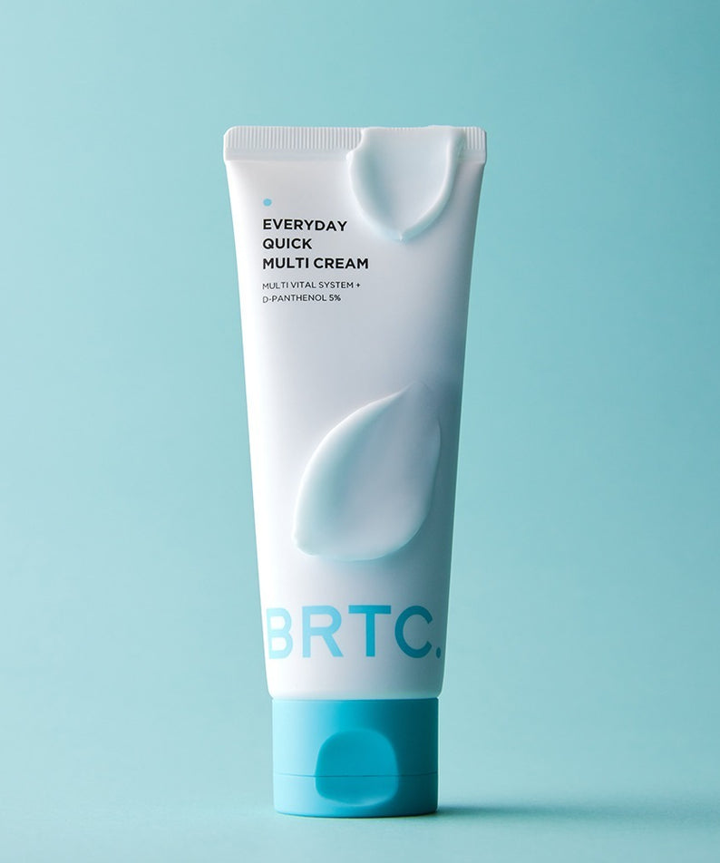 BRTC Everyday Quick Multi Cream 60ml de BRTC, tube crème sur fond bleu clair, produit cosmétique en gros plan.