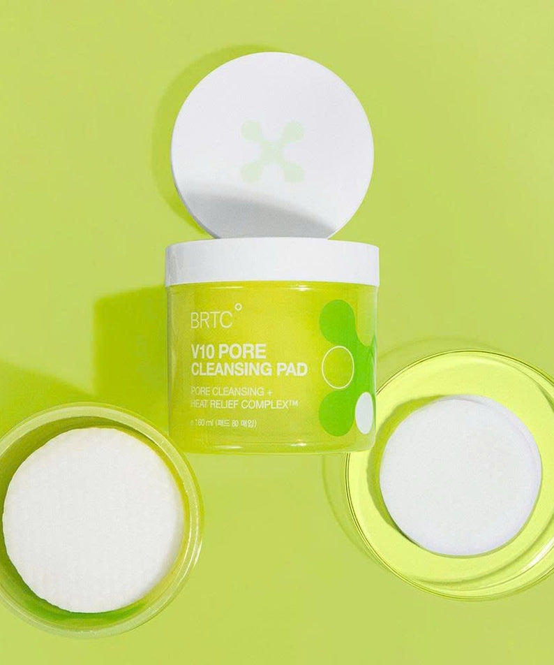 BRTC V10 Pore Cleansing Pad 80p 165ml de BRTC, pack vert sur fond vert, images des pads pore cleanse