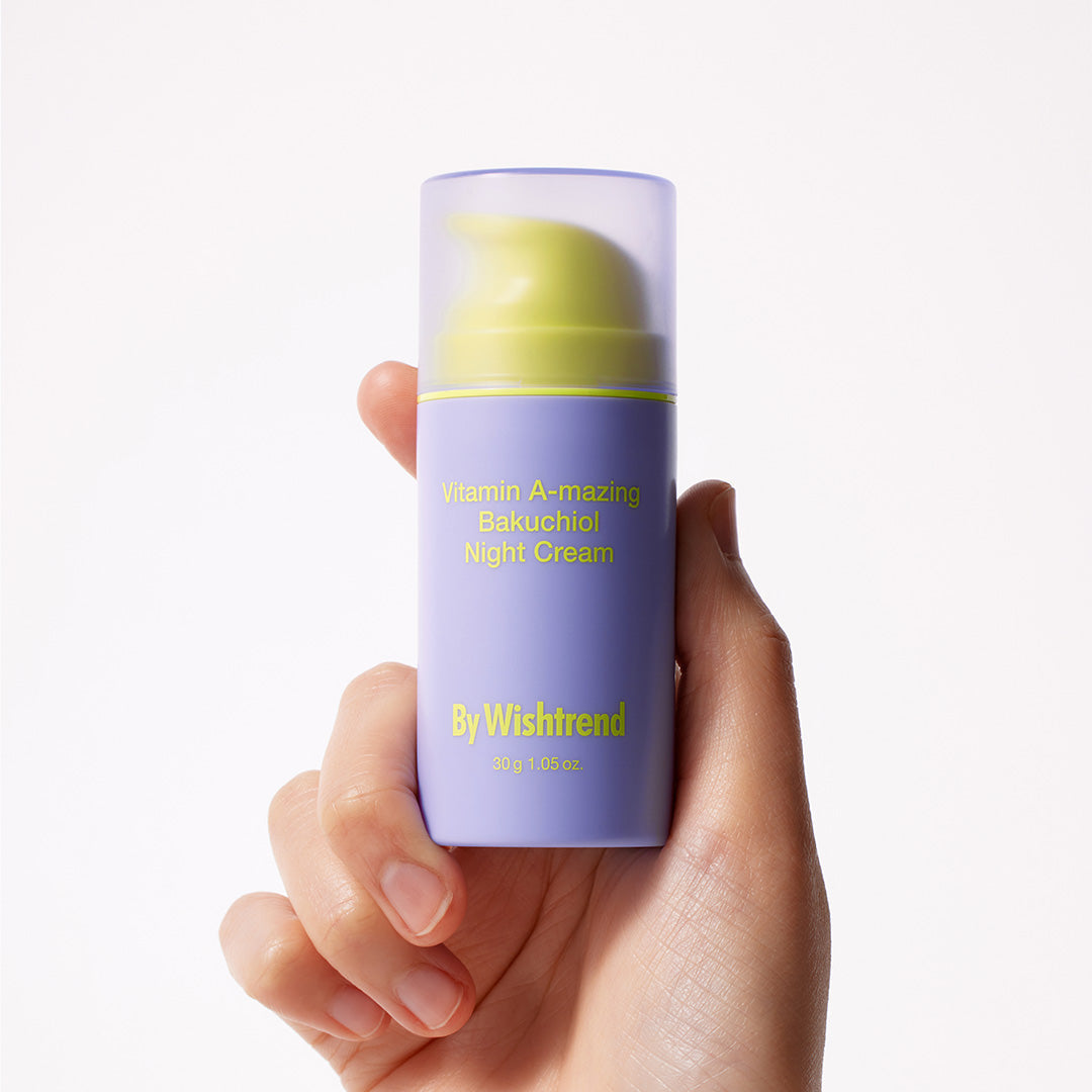 BY WISHTREND Vitamin A-Mazing Bakuchiol Night Cream 30g de BY WISHTREND, tenue main sur fond clair, crème nuit