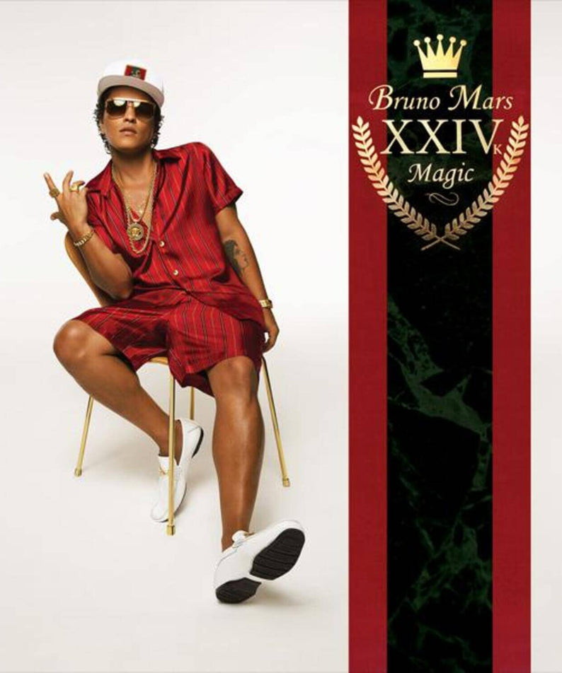 BRUNO MARS - 24K MAGIC - Album Kpop : pochette du disque avec Bruno Mars assis, branding noir et couronne rouge.