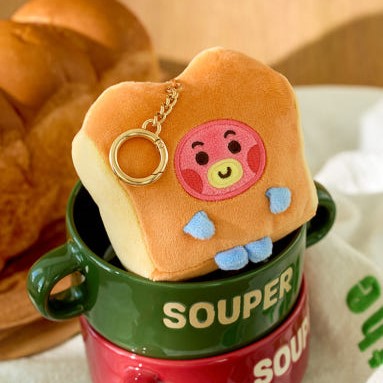 BT21 Bakery Plushy Keyring disponible sur Ma petite Coree, ton Eshop 100% K-beauty en direct de Seoul