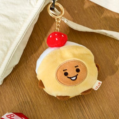 BT21 Bakery Plushy Keyring disponible sur Ma petite Coree, ton Eshop 100% K-beauty en direct de Seoul