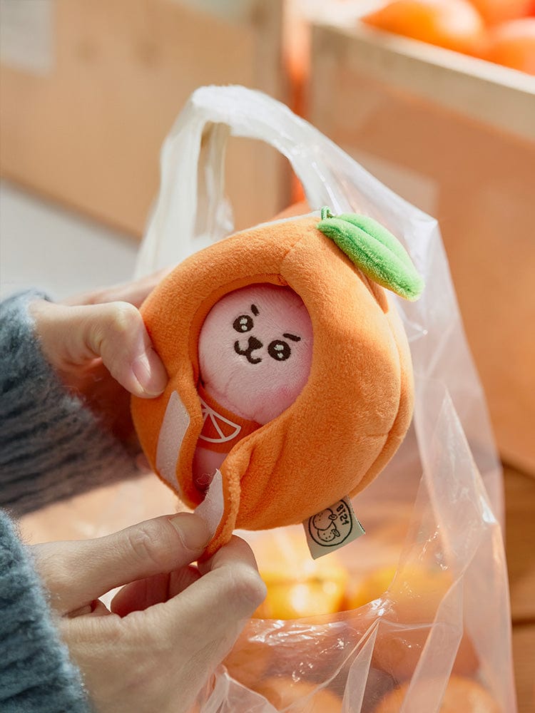 BT21 COOKY BABY PLUSH KEYRING ORANGE PARTY, porte-clés peluche officiel LINE FRIENDS, COOKY lapin orange en main, fête.