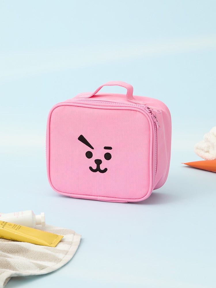 BT21 COOKY BASIC MULTI POUCH (M) LINE FRIENDS : pochette rose avec visage COOKY, sur fond bleu ciel, style pratique.