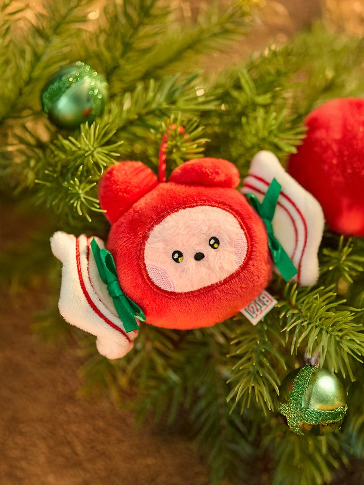 BT21 COOKY mini minini ORNAMENT PLUSH KEYRING PETITE HOLIDAY : porte-clés en peluche COOKY sur sapin décoré, style K-pop.