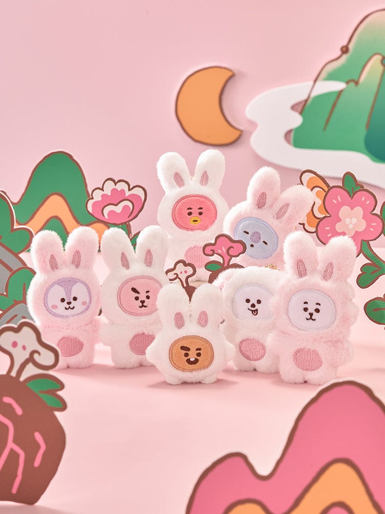 BT21 FLAT PLUSH KEYRING K-TOKKI, porte-clés peluche officiel LINE FRIENDS BTS, décor pastel rose avec personnages mignons